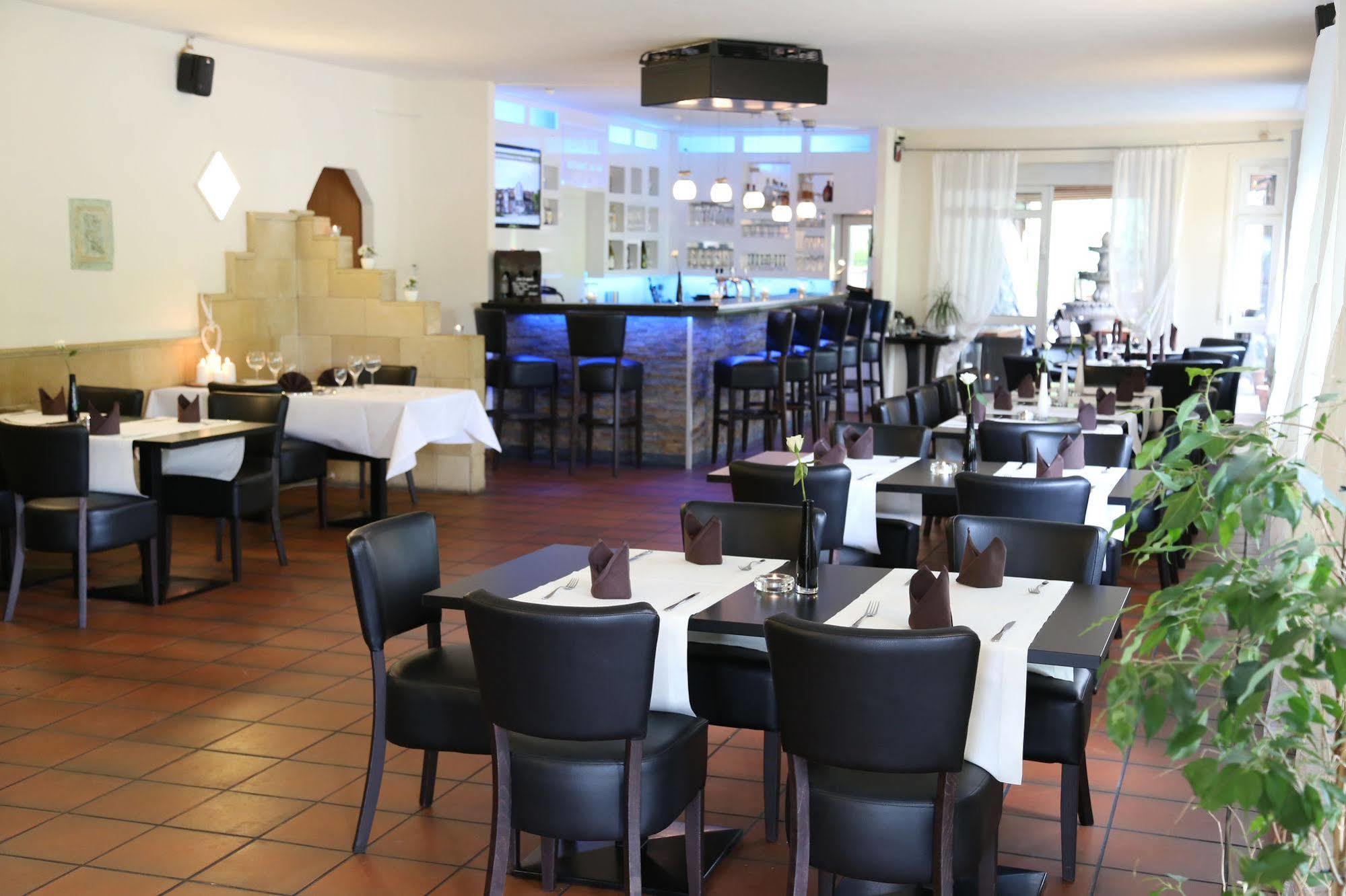 Wincent Hotel Sinsheim Buitenkant foto